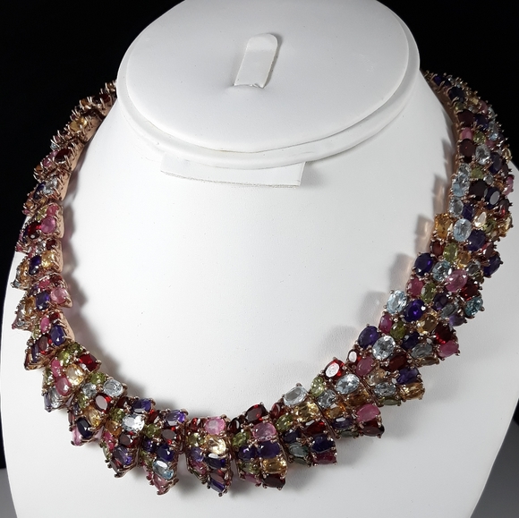 Masterpiece Atelier Multi-Stone Rose Gold Necklace - Picture 14 of 16